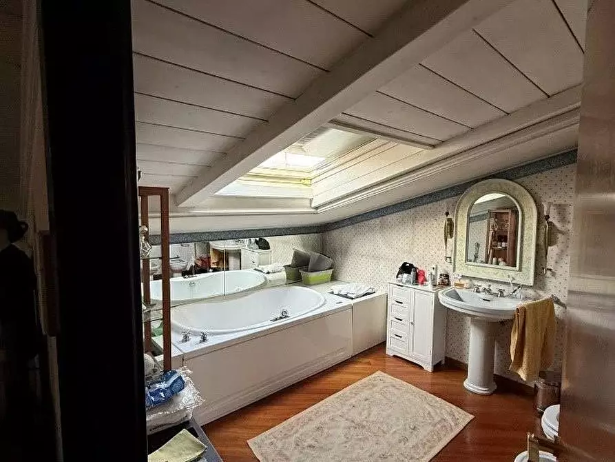 Immagine 16 di Casa bifamiliare in vendita  a Paderno Dugnano