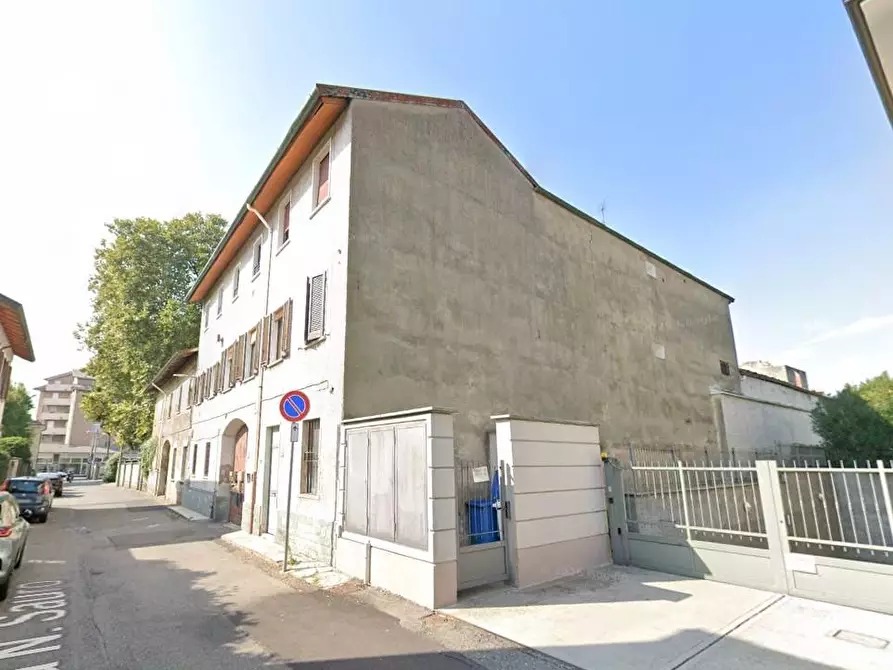 Immagine 2 di Appartamento in vendita  a Busto Garolfo