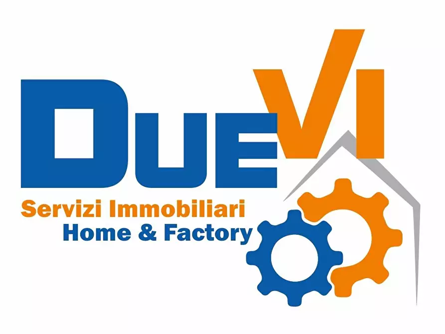 Immagine 5 di Attività commerciale in vendita  a Torino