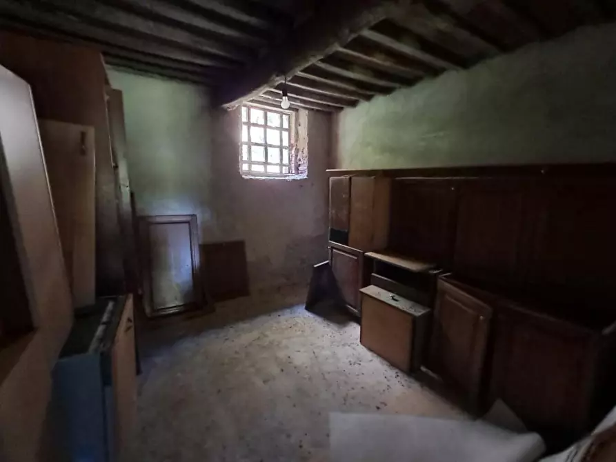 Immagine 25 di Rustico / casale in vendita  a Buti