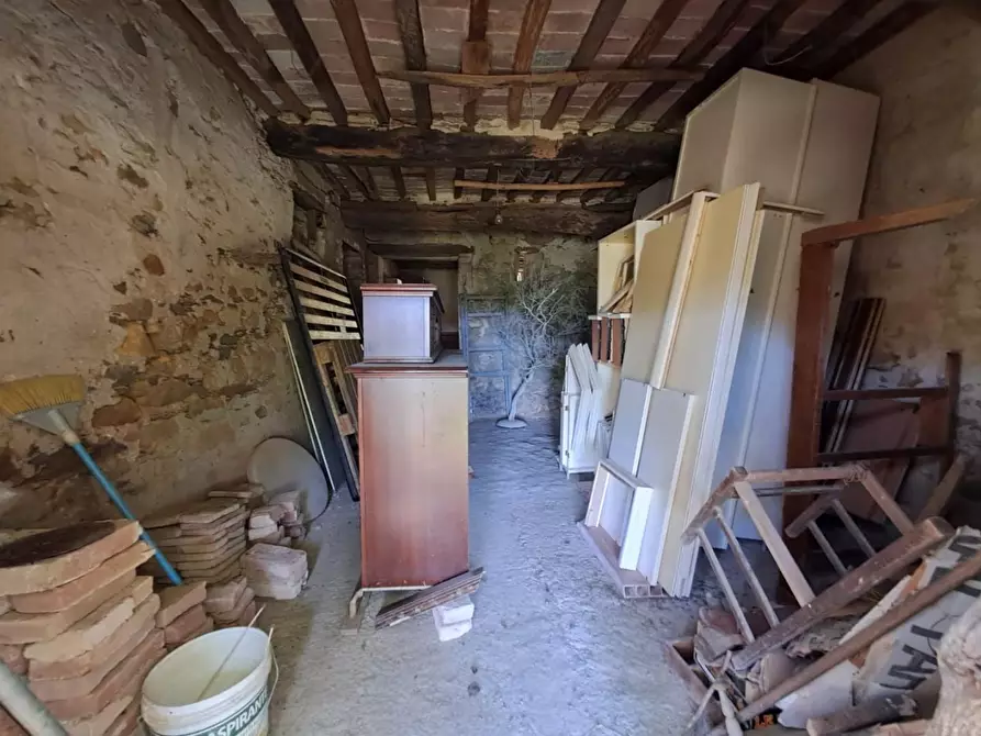 Immagine 23 di Rustico / casale in vendita  a Buti