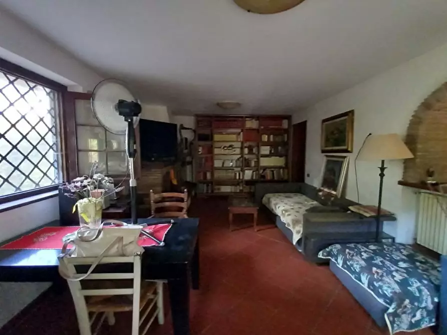 Immagine 2 di Appartamento in vendita  a Massarosa