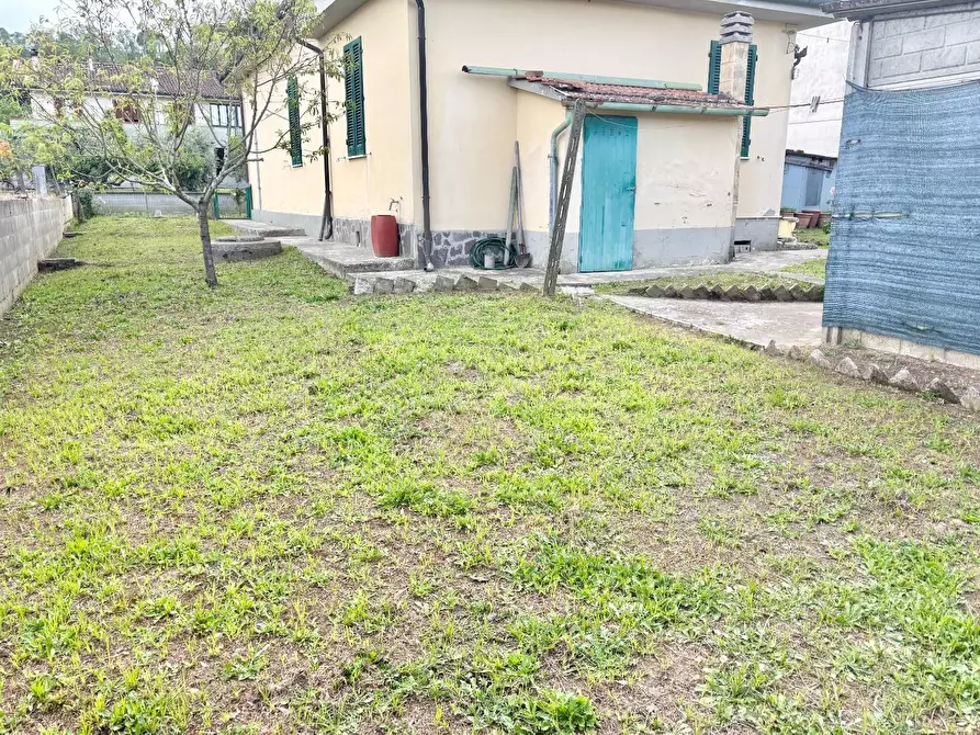 Immagine 1 di Villa in vendita  a San Miniato
