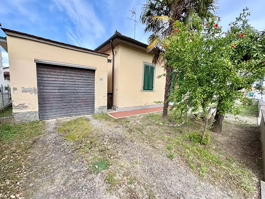 Immagine 24 di Villa in vendita  a San Miniato