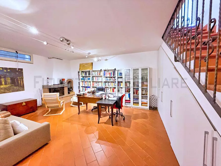 Immagine 33 di Casa indipendente in vendita  a Campiglia Marittima