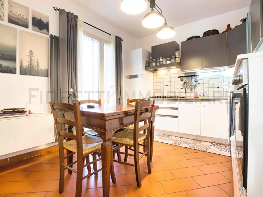 Immagine 1 di Casa indipendente in vendita  a Campiglia Marittima