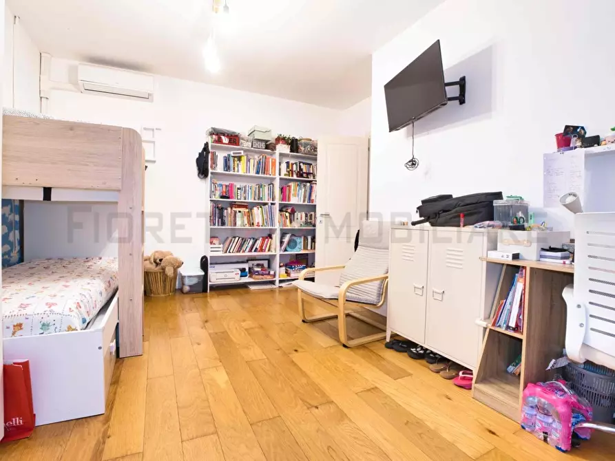 Immagine 17 di Casa indipendente in vendita  a Campiglia Marittima