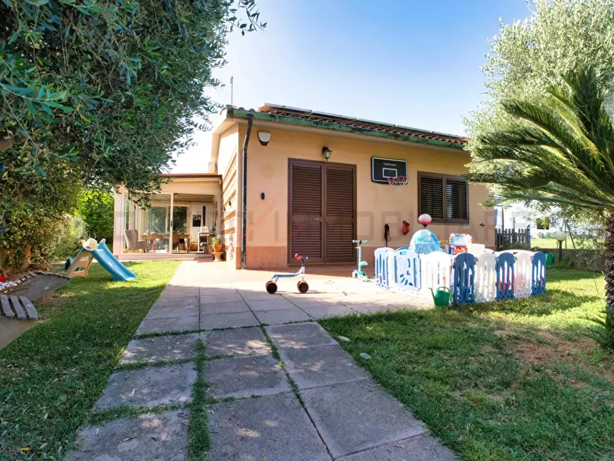 Immagine 26 di Casa indipendente in vendita  a Campiglia Marittima