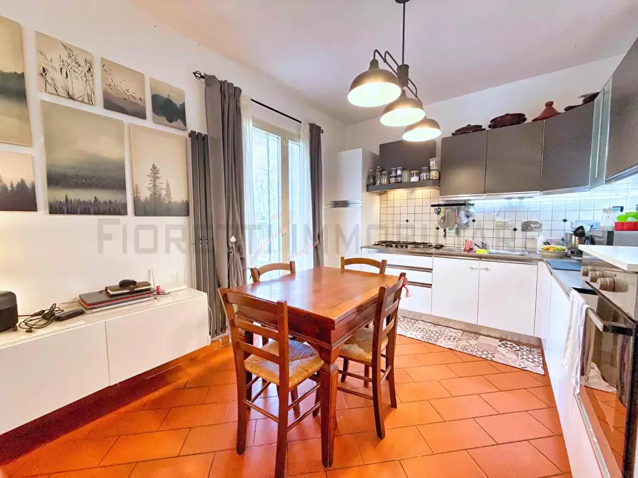 Immagine 4 di Casa indipendente in vendita  a Campiglia Marittima