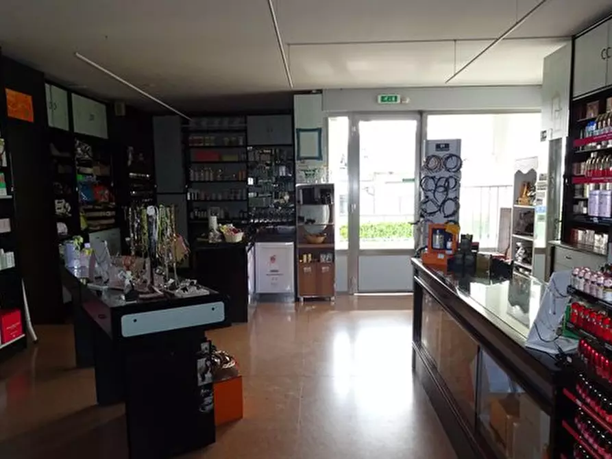 Immagine 9 di Capannone industriale in vendita  a Burolo