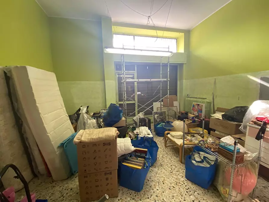 Immagine 2 di Negozio in vendita  a Lesmo