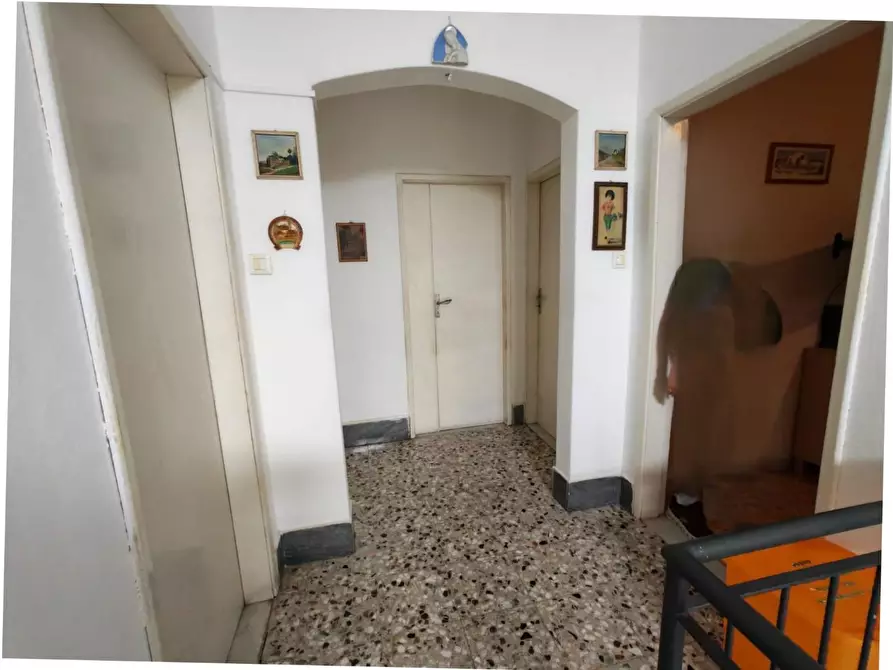 Immagine 26 di Terratetto in vendita  a Carrara