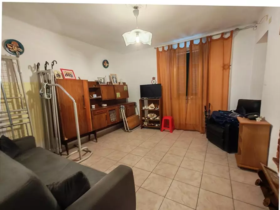 Immagine 13 di Terratetto in vendita  a Carrara