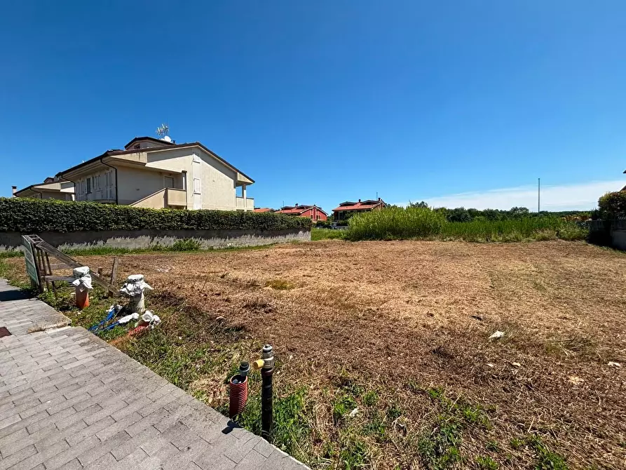 Immagine 3 di Terreno residenziale in vendita  a Ponsacco