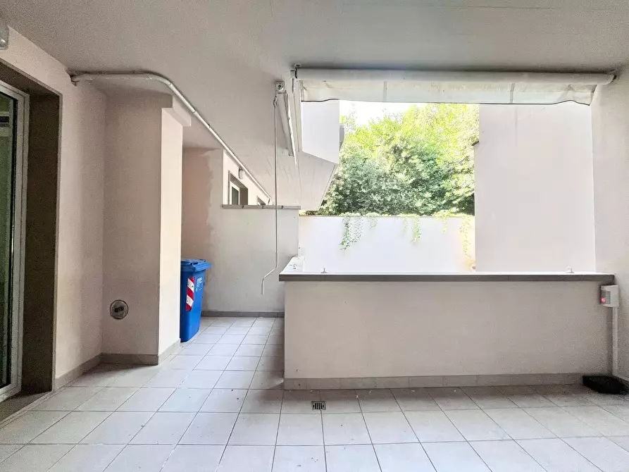 Immagine 6 di Locale commerciale in vendita  a Empoli