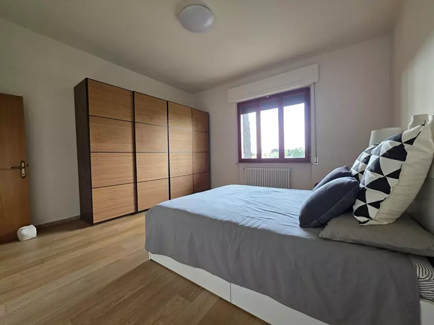 Immagine 25 di Villa in vendita  a Crespina Lorenzana