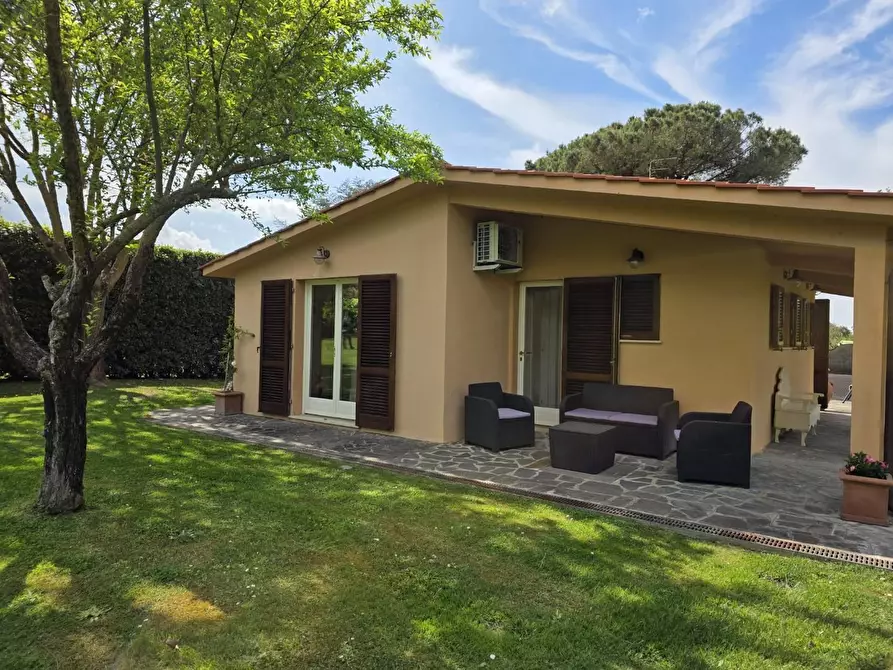 Immagine 63 di Villa in vendita  a Crespina Lorenzana
