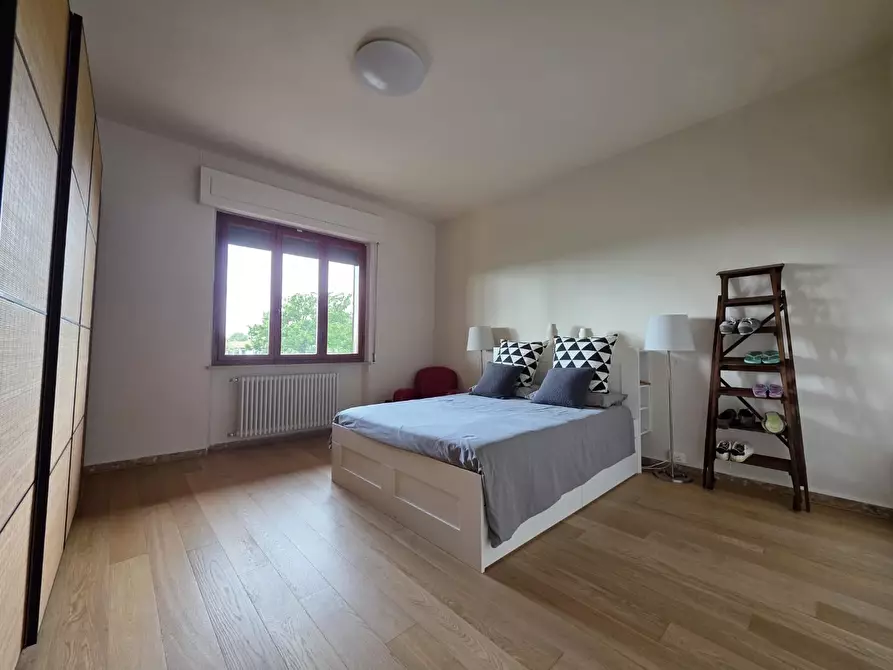 Immagine 26 di Villa in vendita  a Crespina Lorenzana