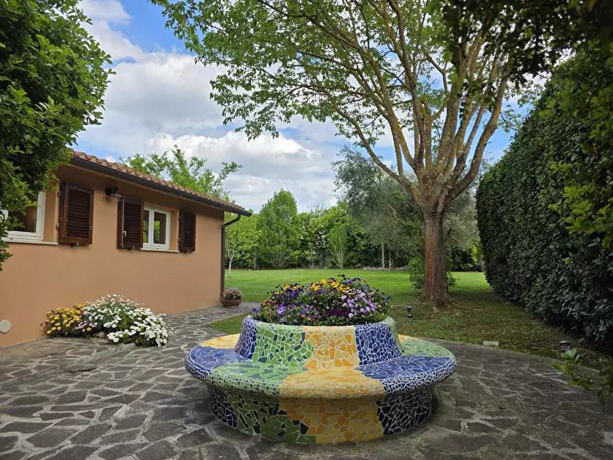 Immagine 44 di Villa in vendita  a Crespina Lorenzana