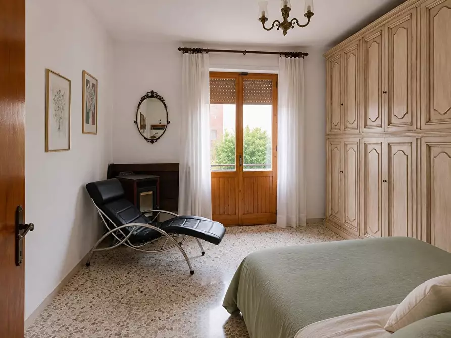 Immagine 17 di Villa in vendita  a Torrita Di Siena