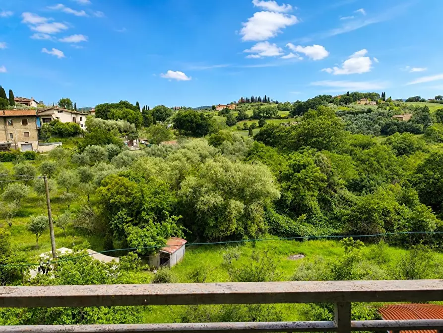 Immagine 6 di Villa in vendita  a Torrita Di Siena