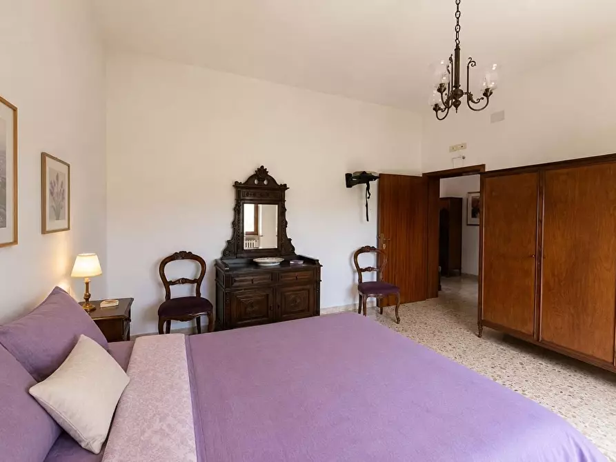 Immagine 21 di Villa in vendita  a Torrita Di Siena