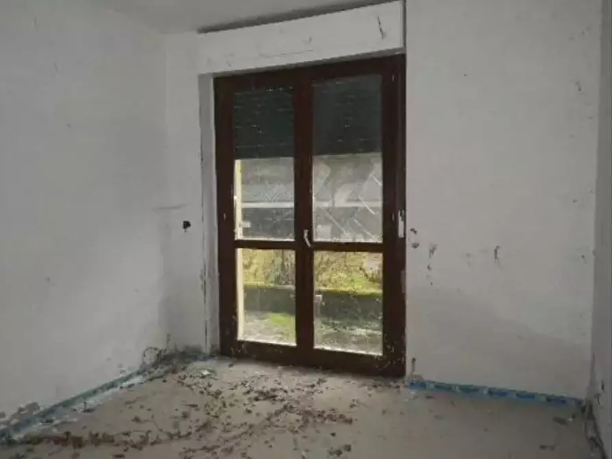 Immagine 3 di Palazzo in vendita  a Castiglione Torinese
