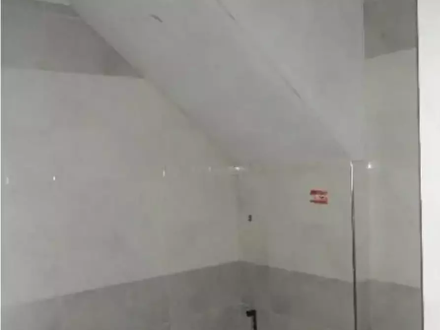 Immagine 12 di Palazzo in vendita  a Castiglione Torinese