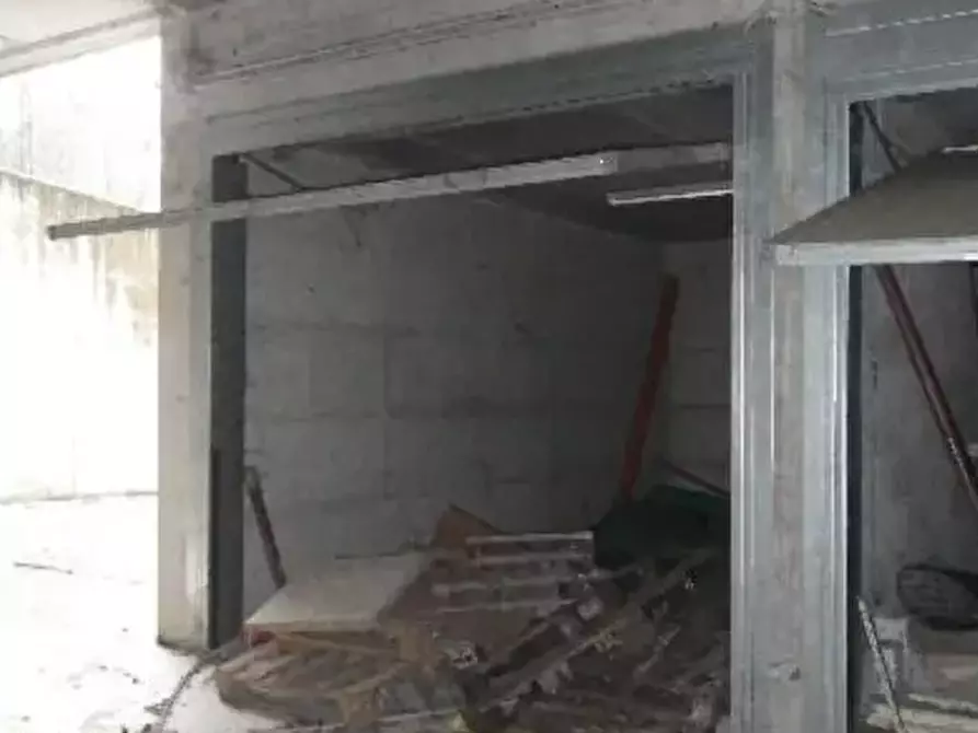 Immagine 22 di Palazzo in vendita  a Castiglione Torinese