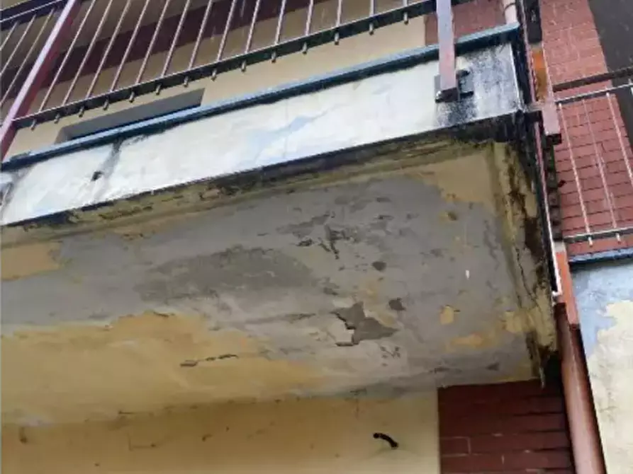 Immagine 31 di Palazzo in vendita  a Castiglione Torinese