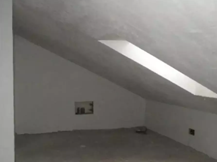 Immagine 16 di Palazzo in vendita  a Castiglione Torinese