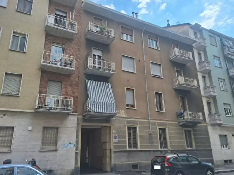 Immagine 1 di Appartamento in vendita  a Torino