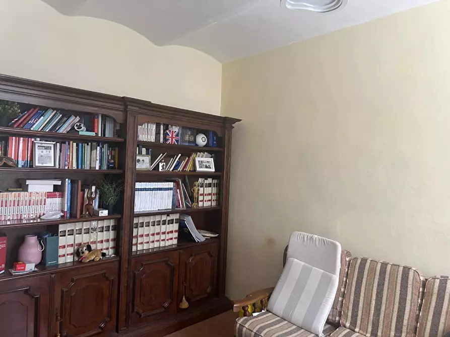 Immagine 18 di Villa in vendita  a Viareggio