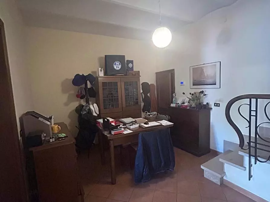 Immagine 20 di Villa in vendita  a Viareggio