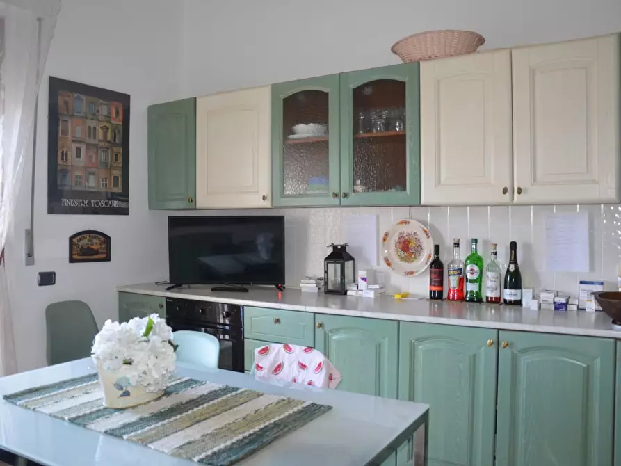 Immagine 5 di Casa bifamiliare in vendita  a Vecchiano