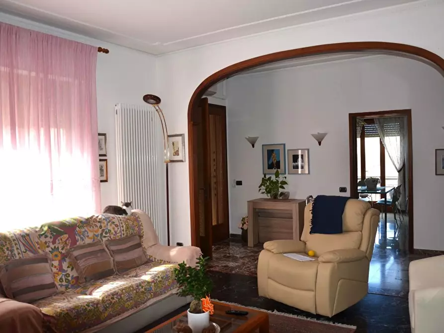 Immagine 1 di Casa bifamiliare in vendita  a Vecchiano