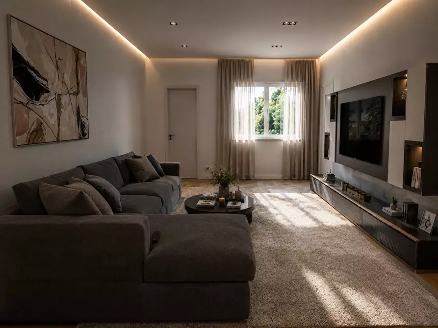 Immagine 6 di Villa in vendita  a Forte Dei Marmi