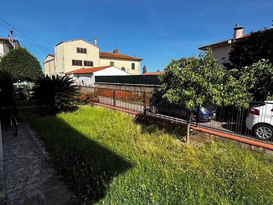 Immagine 27 di Casa bifamiliare in vendita  a Pisa