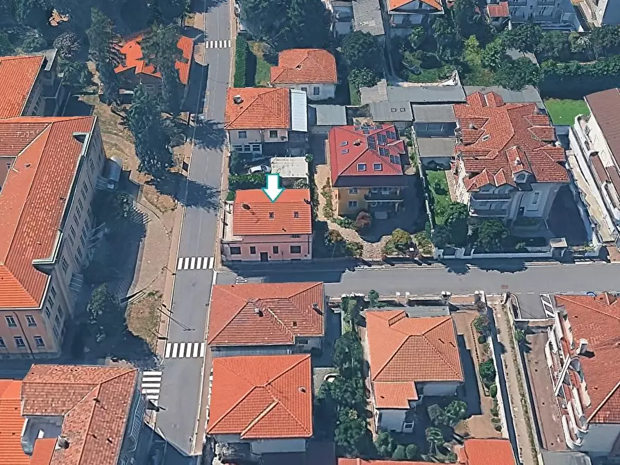 Immagine 4 di Villa in vendita  a Vittuone