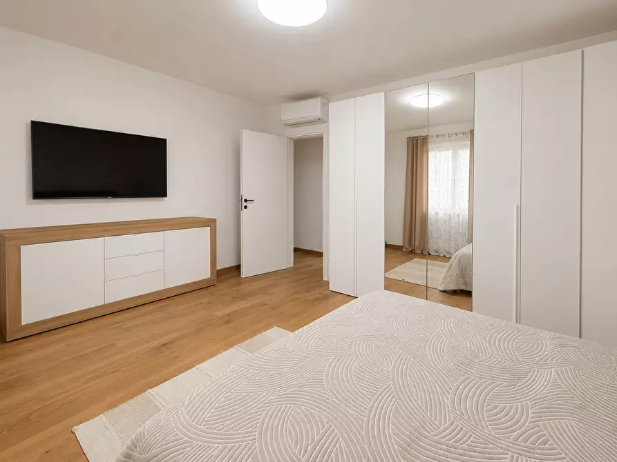 Immagine 13 di Appartamento in vendita  a Cascina