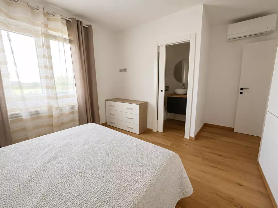 Immagine 8 di Appartamento in vendita  a Cascina