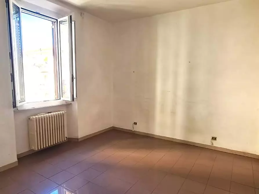 Immagine 13 di Appartamento in vendita  a Livorno