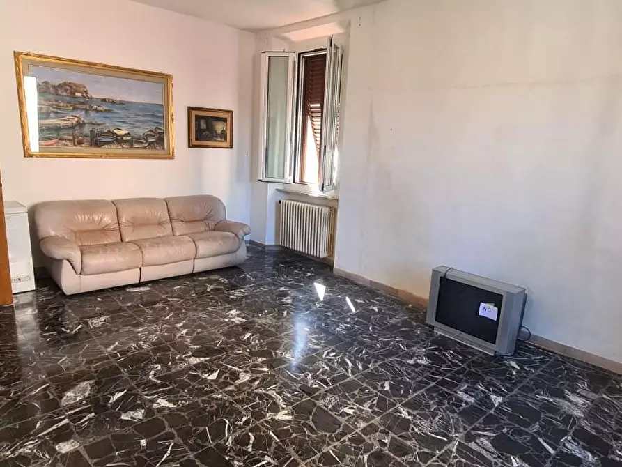 Immagine 4 di Appartamento in vendita  a Livorno