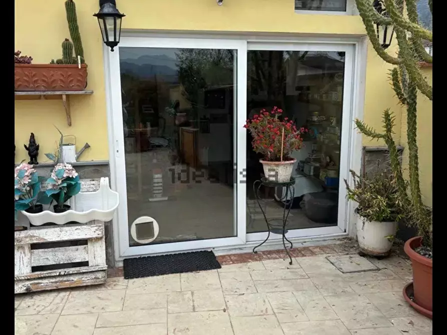 Immagine 2 di Casa indipendente in vendita  a Brugnato