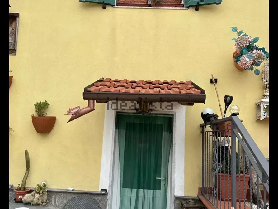 Immagine 17 di Casa indipendente in vendita  a Brugnato