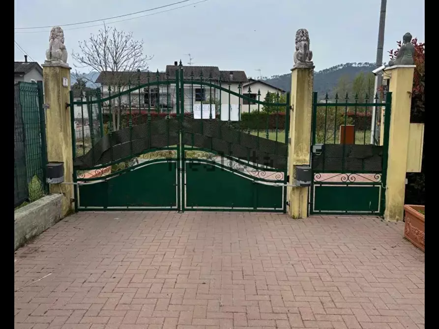 Immagine 4 di Casa indipendente in vendita  a Brugnato