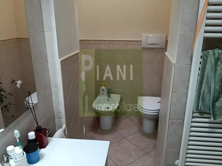 Immagine 11 di Villetta a schiera in vendita  a Livorno