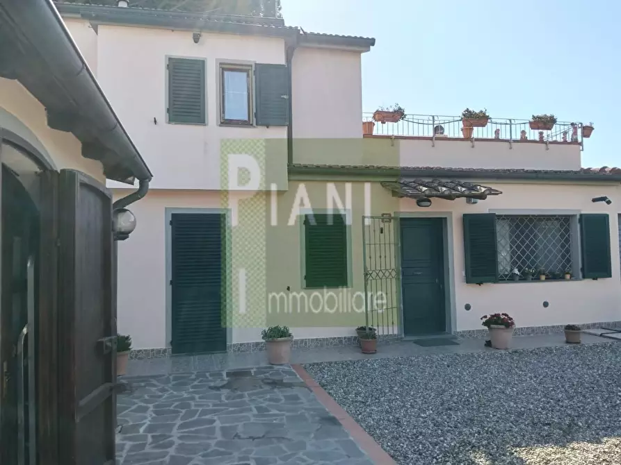 Immagine 26 di Villetta a schiera in vendita  a Livorno