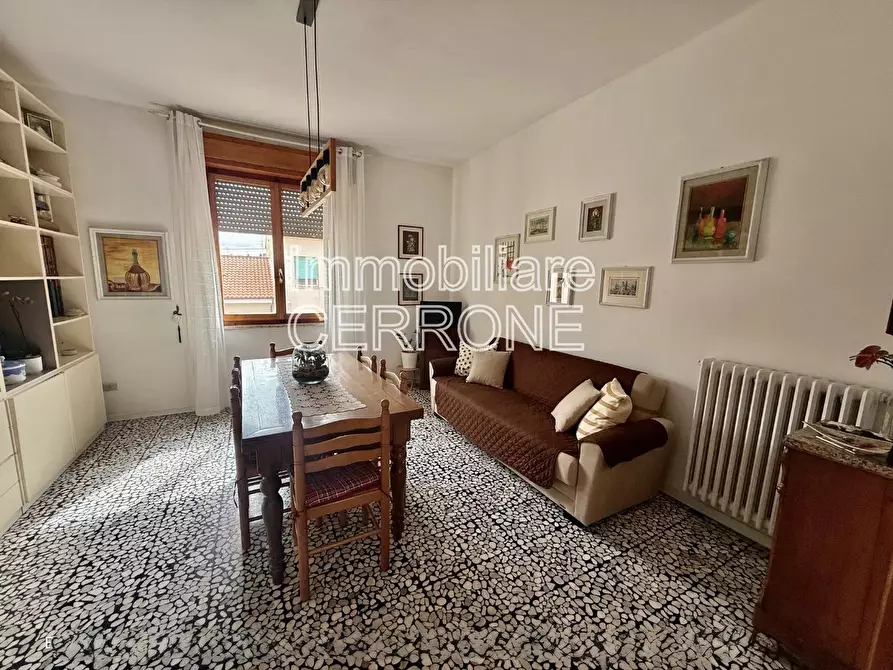 Immagine 10 di Appartamento in vendita  a Cecina