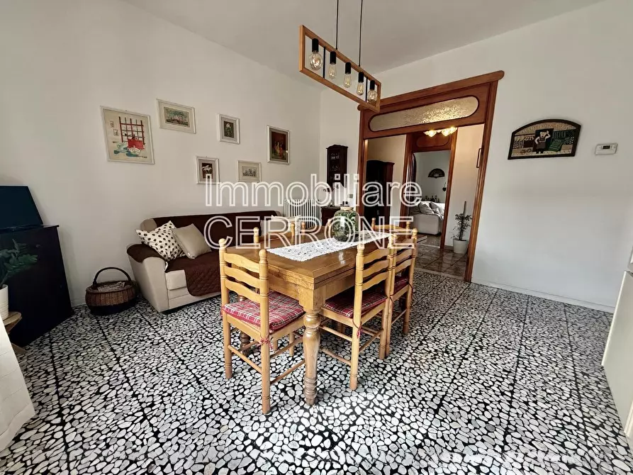 Immagine 11 di Appartamento in vendita  a Cecina